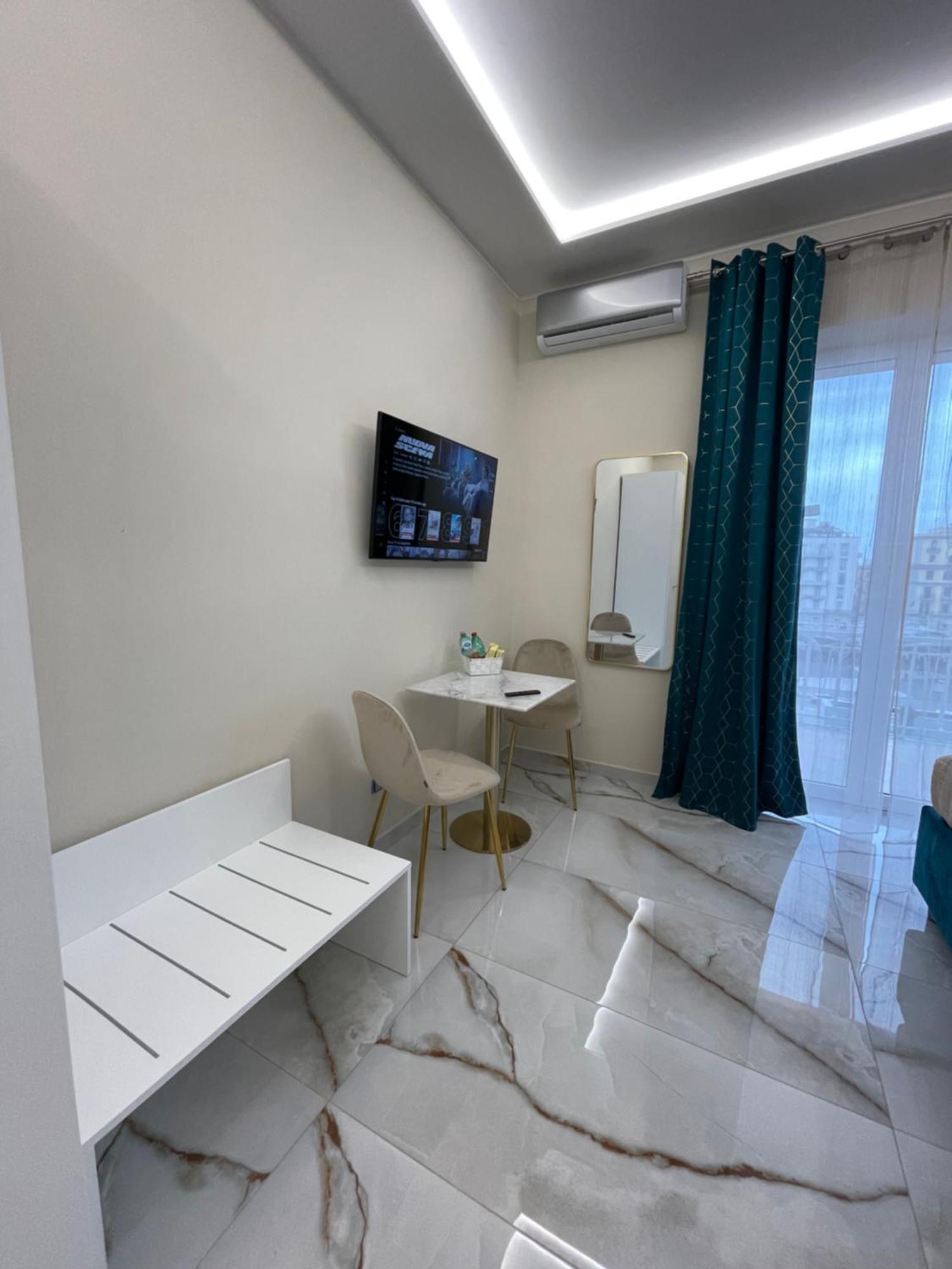 Napoli Central Suites * Naples