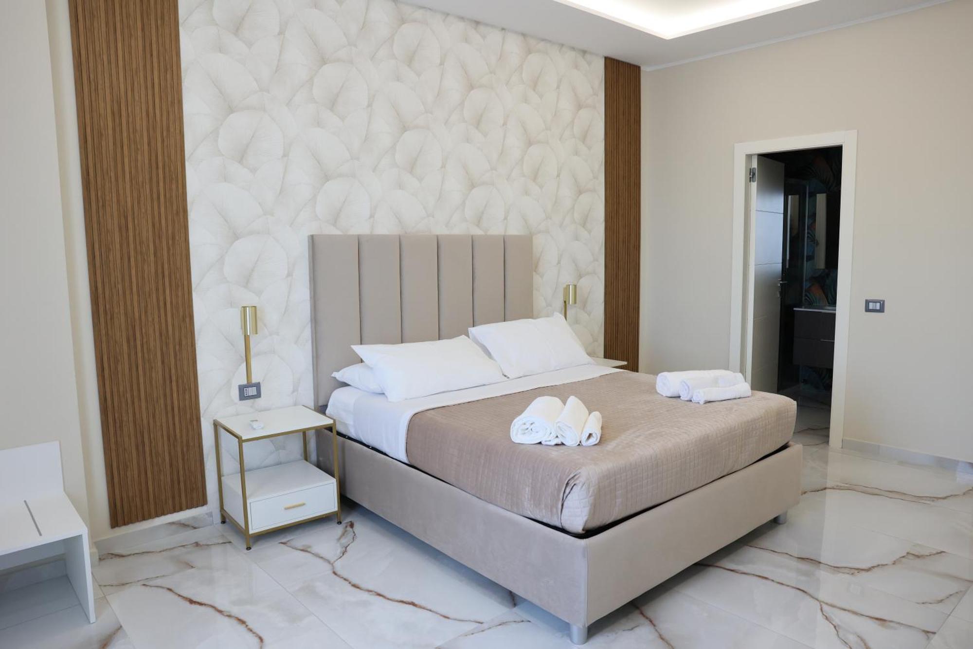 Napoli Central Suites Maison d'hôtes Naples