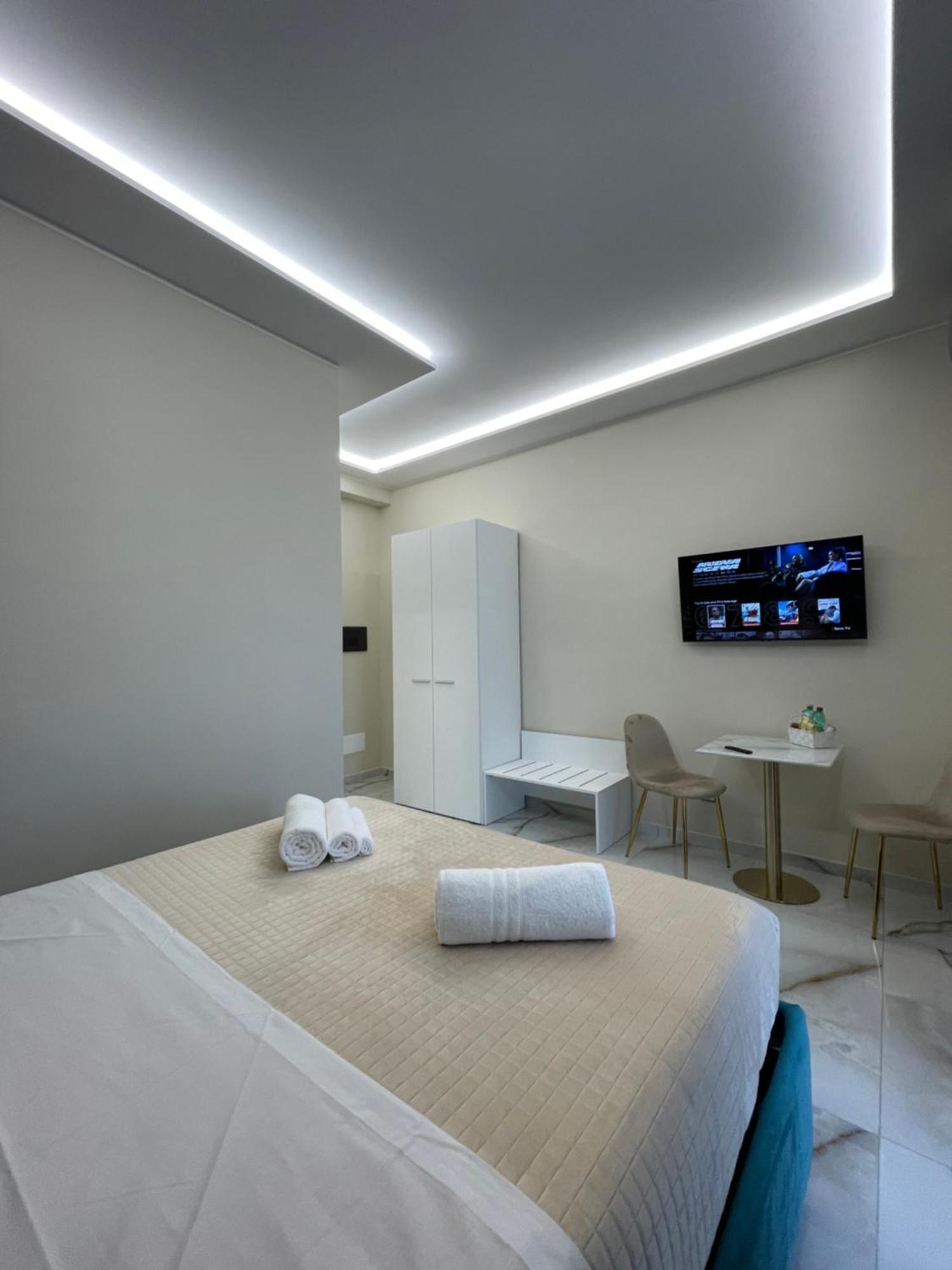 Maison d'hôtes Napoli Central Suites Naples